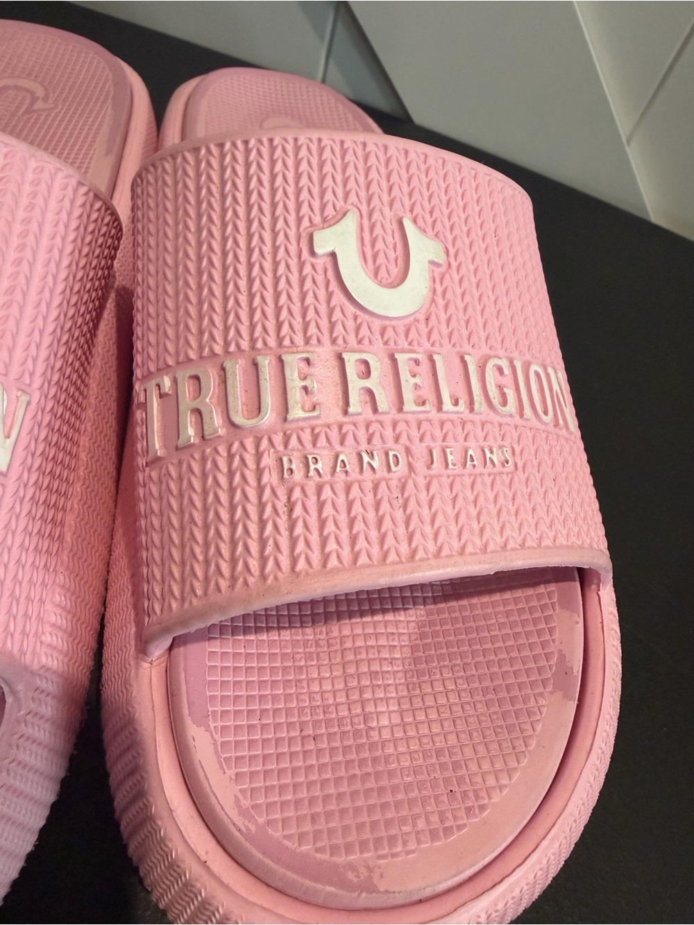 True Religion Bubblegum Pink Logo Slide Sandals - Picture 3 of 8